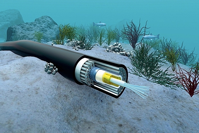 Cable de fibra óptica transatlántico, 2000