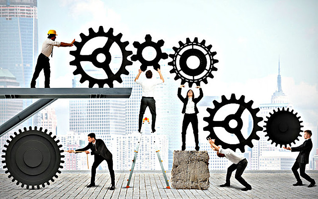 "La Eficiencia como base de las operaciones y los salarios"- Harrington Emerson.