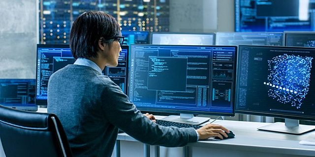 Software y hardware.