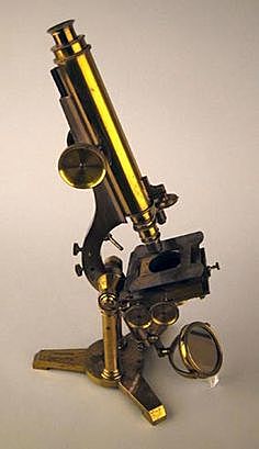 Microscopio Acromatico