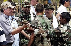 Acuerdo de Santa Fe de Ralito entre el Gobierno de Colombia y las AUC