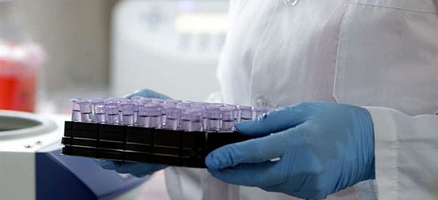 Paralizan la compra de test de coronavirus un día después de la denuncia