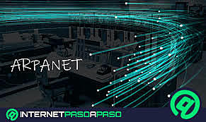 Se crea ARPANET, la primera red de computadoras, antecesora de internet