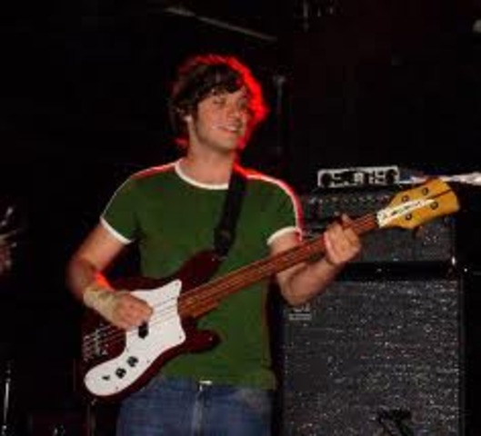 Andy Nicholson deja el grupo