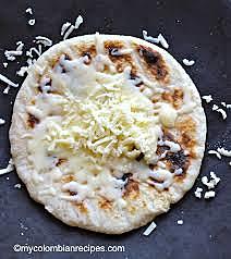 Cual fue el primer tipo de arepa creada.