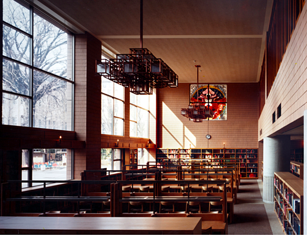 Biblioteca de la Universidad de Keio, Campus Mita