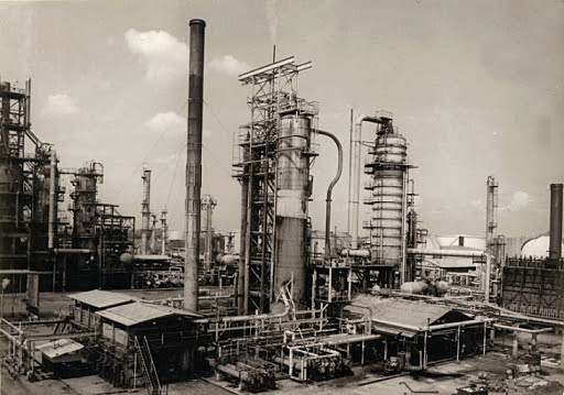 Asfalto producto de la refineria Petrolera