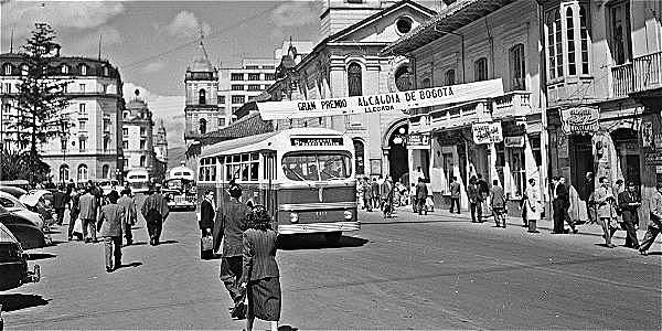El Primer Pavimento en Colombia