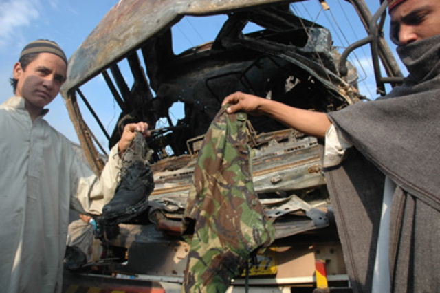 An attack on a <a href="http://www.nytimes.com/2007/10/26/world/asia/26pakistan.html" rel="ugc nofollow">truck carrying Frontier Constabulary members</a> in Mingora, Swat kills 20 people.
