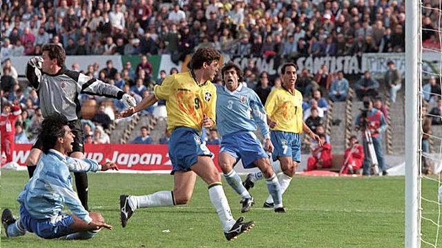 In Uruguay, the 37th edition of the 1995 Copa América is held. ( Age: 1 year old)..