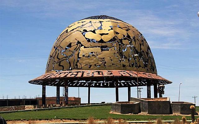 1606 - Se funda la ciudad de Oruro