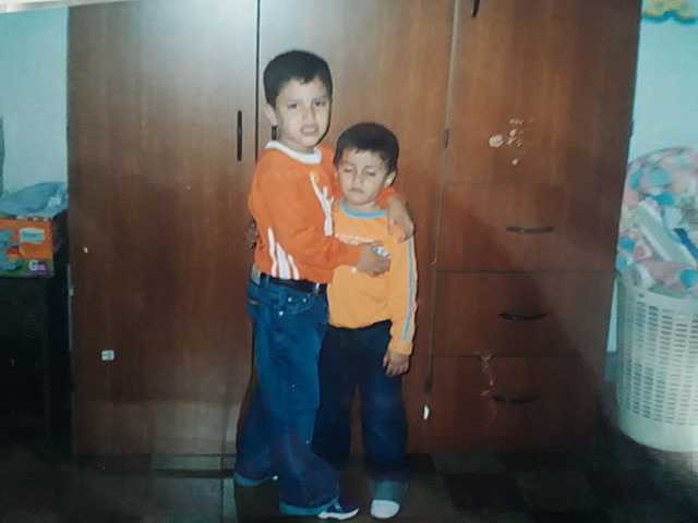 El Nacimiento de mi Hermano: Jose Batz