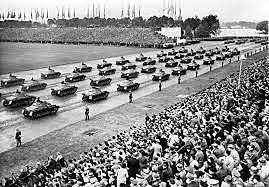 Desfile de Tanques en la Ciudad Alemanda de NÚREMBERG