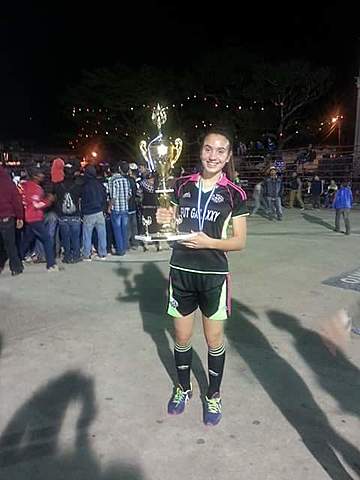 Tricampeona