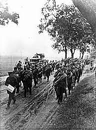 União Soviética invade a Polônia.