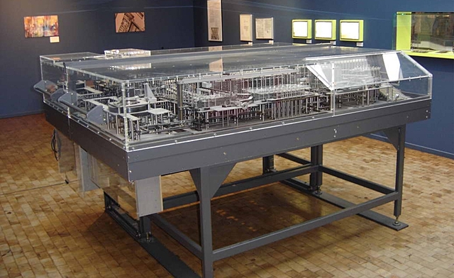 Primera computadora programable.