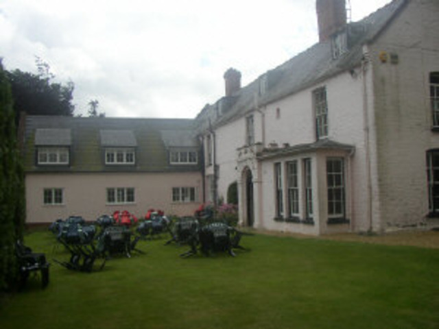 to Present: Charles Ryder  is owner of the manor