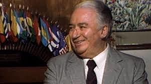 Belisario Betancur (1982–1986)