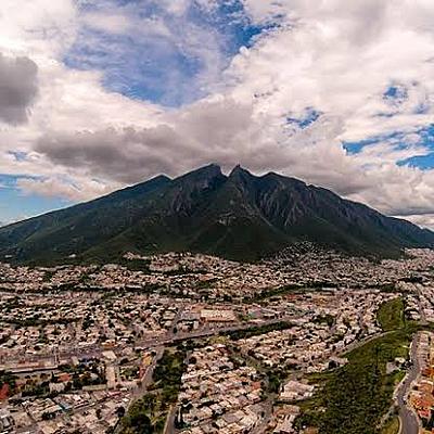 Timeline: Administración Financiera de Nuevo León