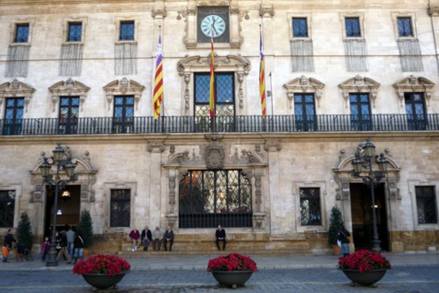 L'estatut d'autonomia de les Illes Balears es posa en pràctica