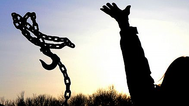 PARO AL COMERCIO DE ESCLAVOS