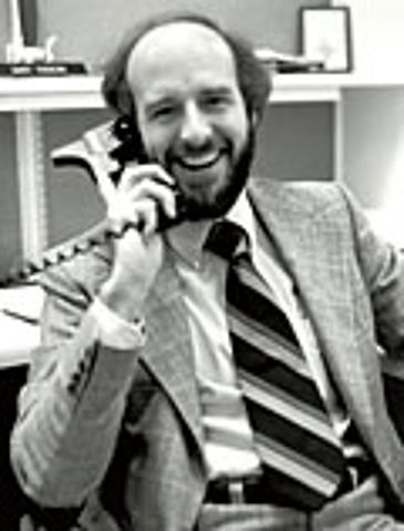 Gary Thuerk envía el primer spam