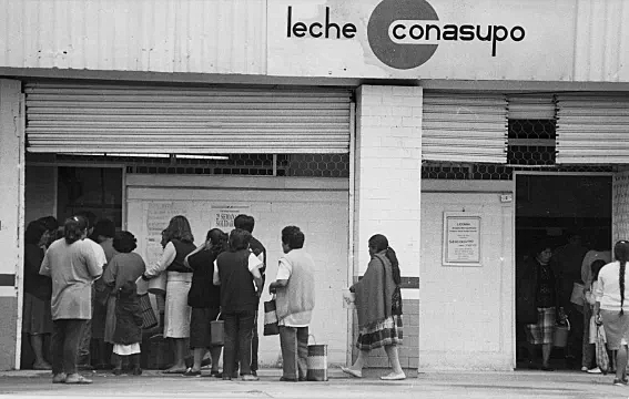 Se crea CONASUPO (Compañía Nacional de Subsistencias Populares) con acciones encaminadas al abasto y seguridad alimentaria