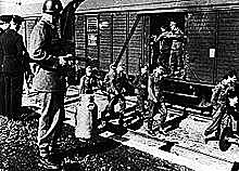 Dinamarca, Suécia e Noruega declaram neutralidade