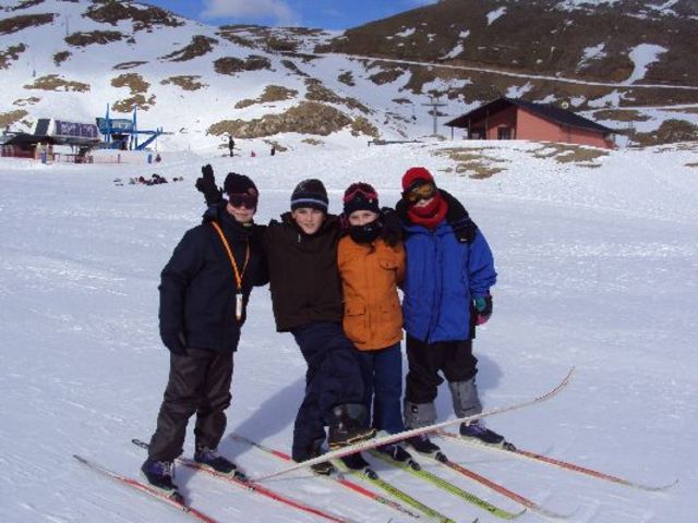 Hauek ez dira eroriko