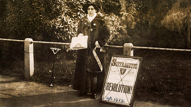 India establece el sufragio femenino