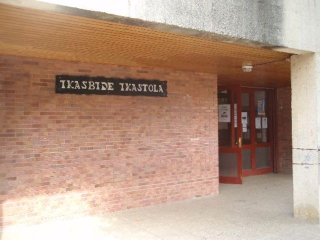 Goiko ikastolara etorri ginen