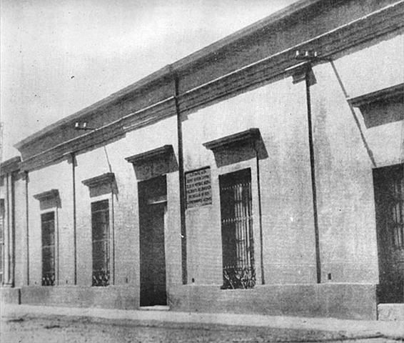 Se funda "el colegio de niñas pensionadas de Santa Rosa"