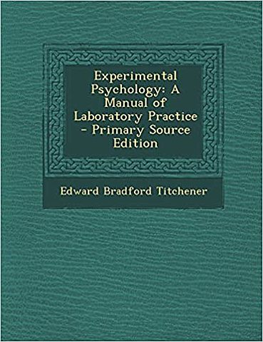 Publicó varios libros