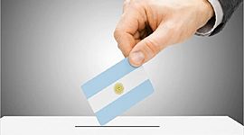 Timeline: Gobiernos democráticos reales