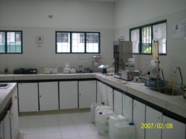 Primeros Laboratorios