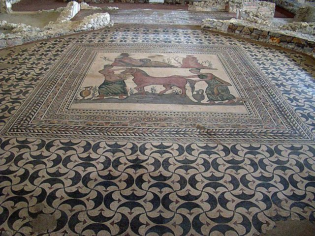 Los vitrales en la época románica y arquitectura gótica