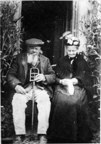 Village Pop. is 527 in 89 houses