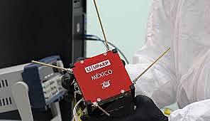 Satelite El cubesat 1U AztechSat-1