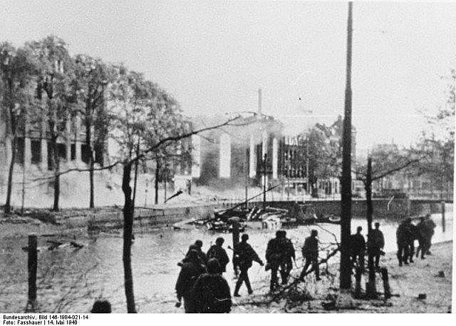 tropas da Alemanha entram em território da Bulgária.