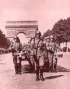 A França de Vichy é ocupada pelos alemães