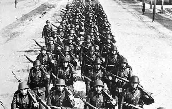 1 setembro - tropas da Alemanha invadem a Polônia