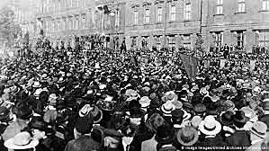 28 de agosto - aviação alemã começa os bombardeios noturnos a várias cidades inglesas.