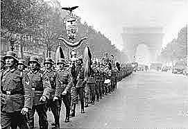 28 de novembro - Conferência de Teerã, onde se encontram Churchill, Roosevelt e Stálin.