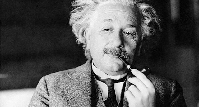 Albert Einstein (1879 a 1955, Alemán)