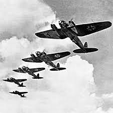 28 de agosto - aviação alemã começa os bombardeios noturnos a várias cidades inglesas.