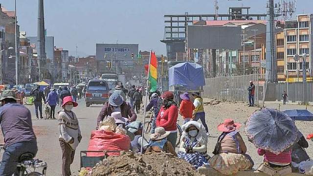 MAS propone ley de inmunidad retroactiva para bloqueadores