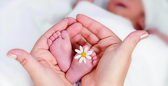 My younger sister Jessica is born.