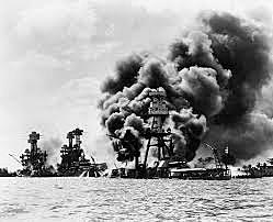 - o Japão ataca a base norte-americana de Pearl Harbor.