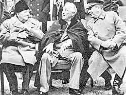 Alemanha e Itália declaram guerra aos Estados Unidos.