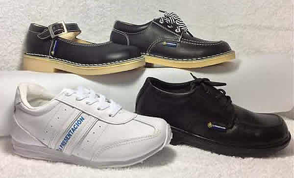 cuando la profesora me quito los zapatos y los puso en la entrada